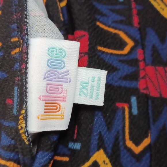 NWOT - LULAROE - CASSIE PENCIL SKIRT - 2XL - Picture 2 of 6